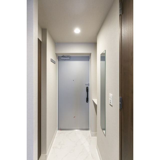 玄関　ご見学予約受付中