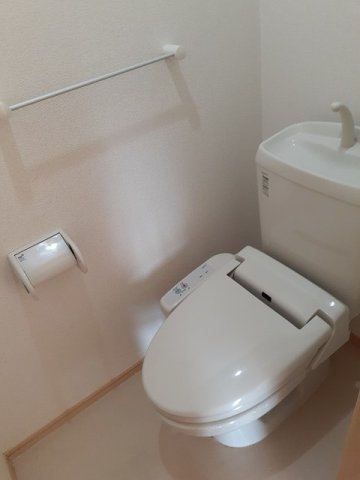 トイレ　コンパクトで使いやすいトイレです