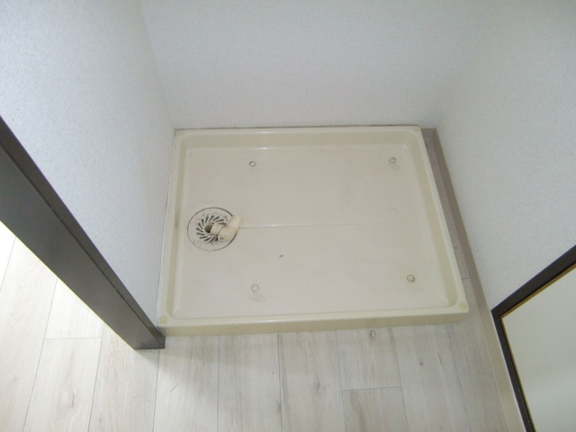洗面設備　室内洗濯パン