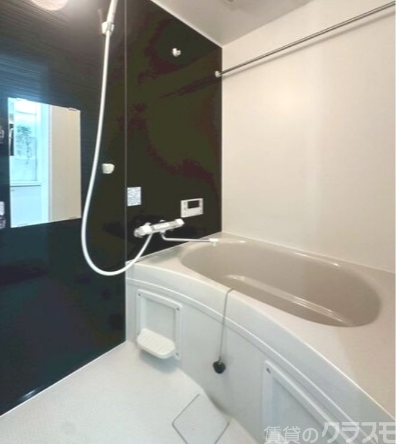 バス・シャワールーム　一日のお疲れをお取りください。