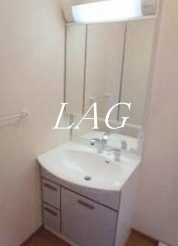 洗面設備　洗面台です。