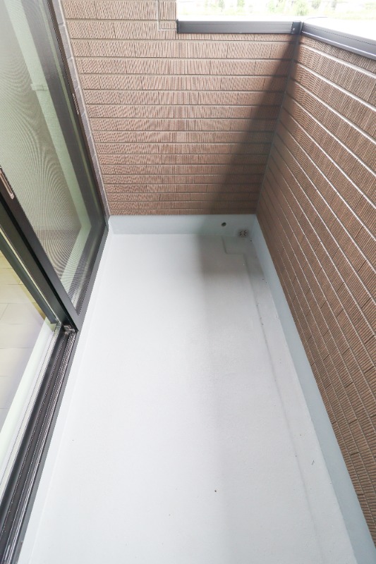 バルコニー　図面と現状に相違がある場合には現状を優先