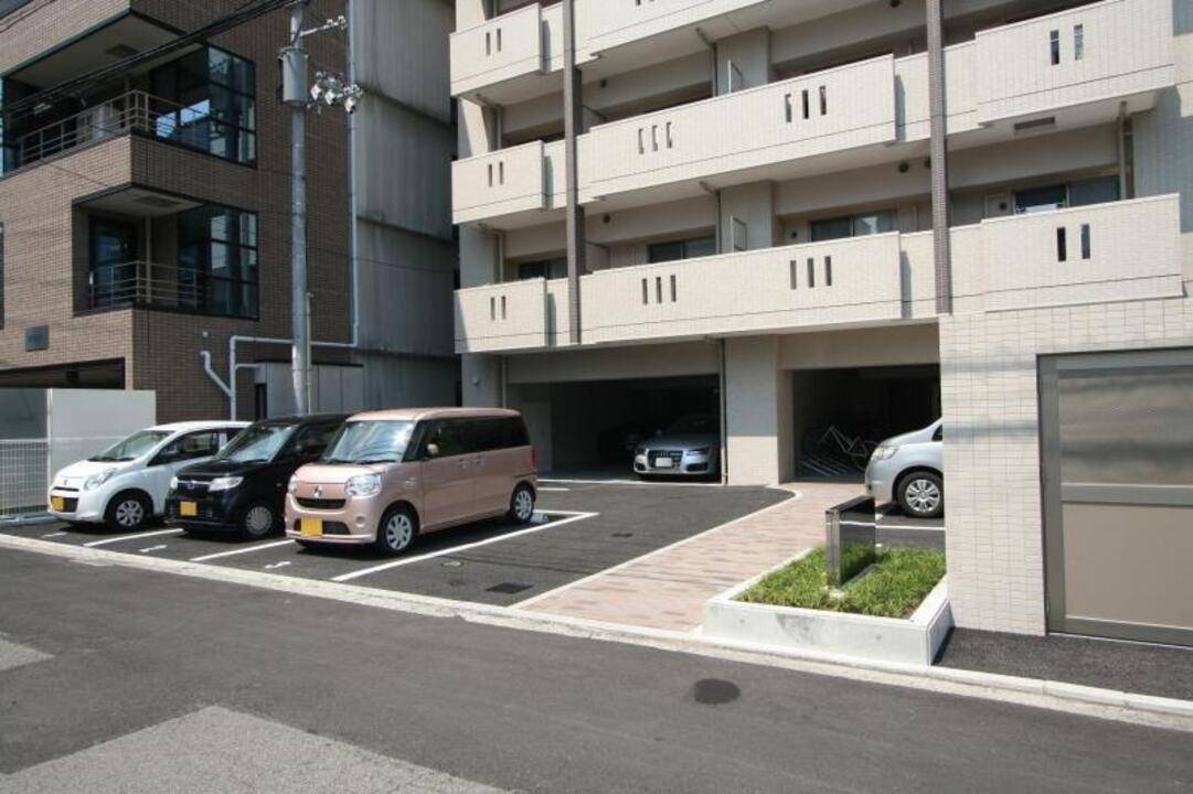 その他共有部分　駐車場