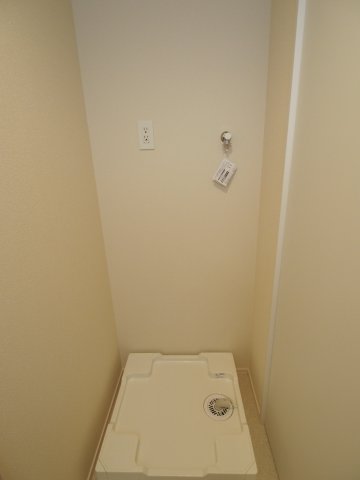 その他設備　洗濯機置場完備