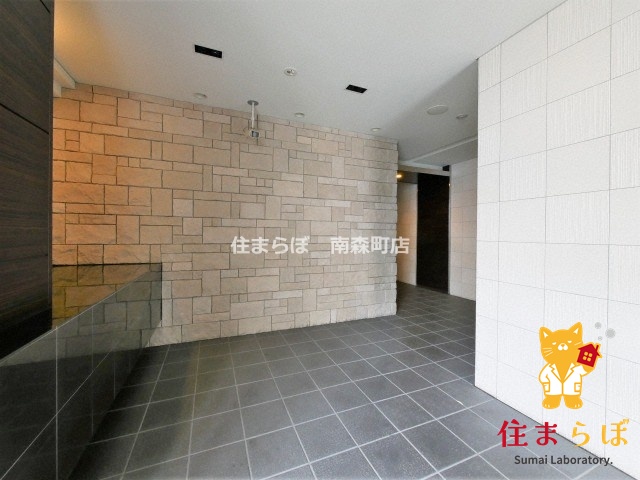 エントランス　共用部の印象も大切に