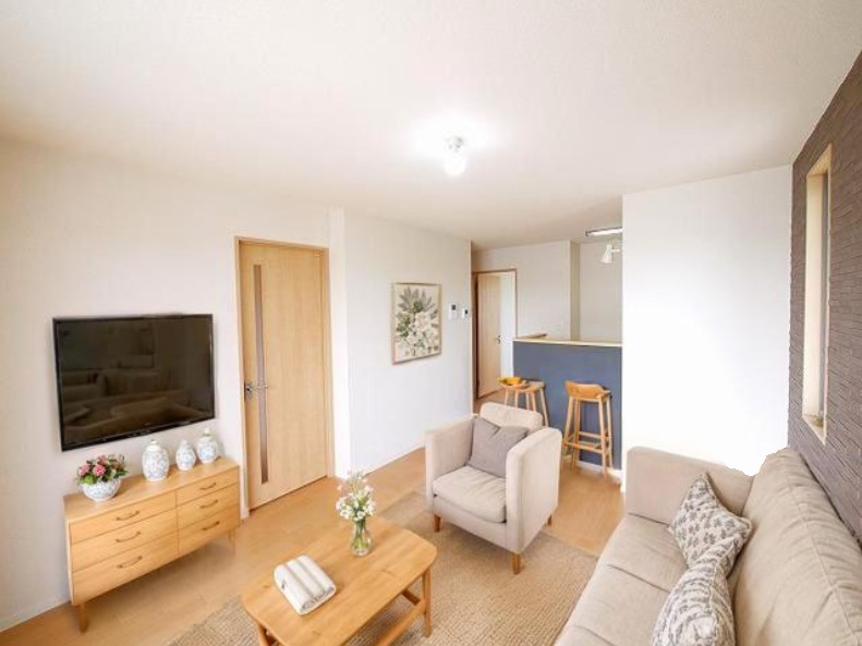 居室・リビング　CGで家具等を配置したもので家具等は含まれません