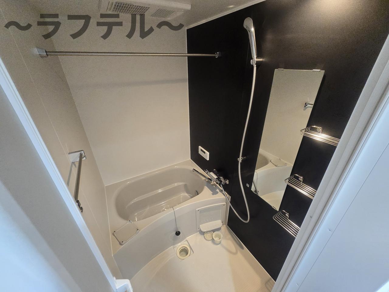 バス・シャワールーム　別部屋イメージ写真