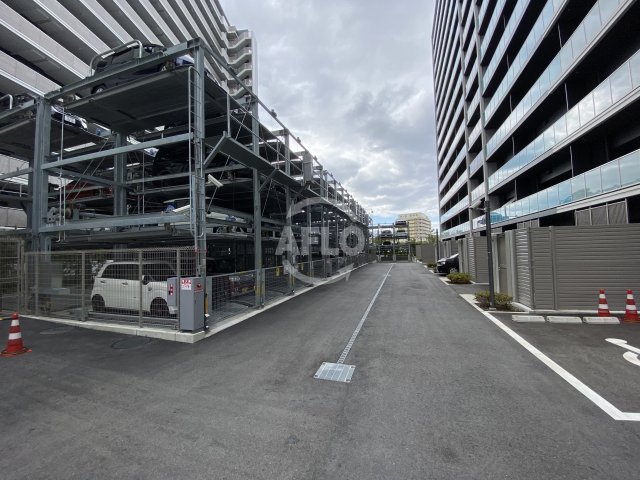 駐車場　大阪ベイレジデンス　駐車場