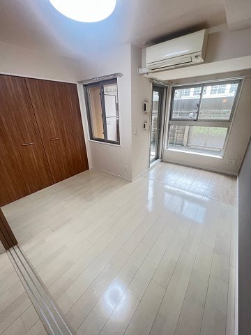 居室・リビング　居間です