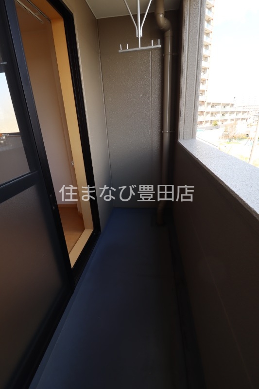 バルコニー　同型別部屋写真