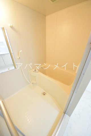 バス・シャワールーム　お風呂です