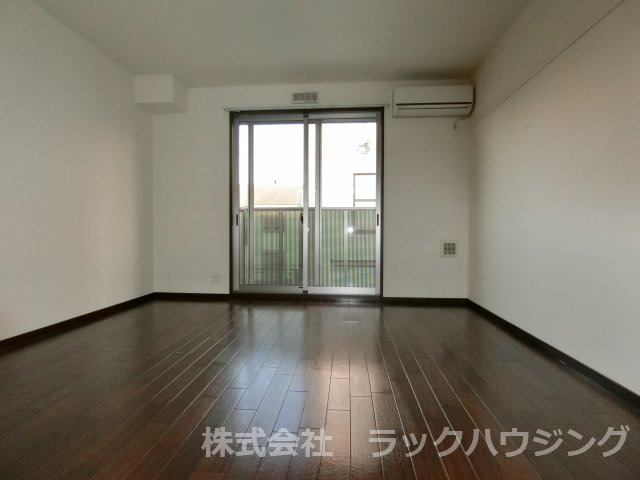 居室・リビング　お部屋探しはラックハウジング♪