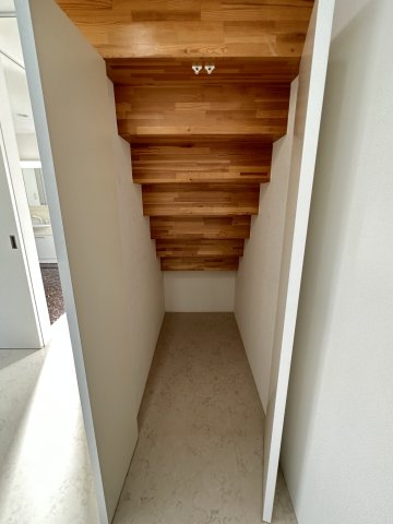 収納　※同物件、別のお部屋の写真です。設備は現況に従います。