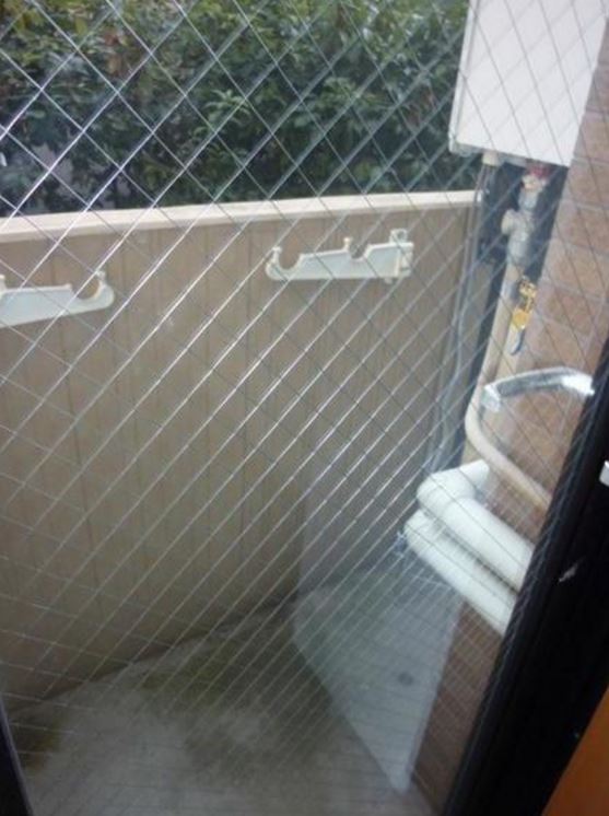 バルコニー　写真は同マンションの別のお部屋の場合があります