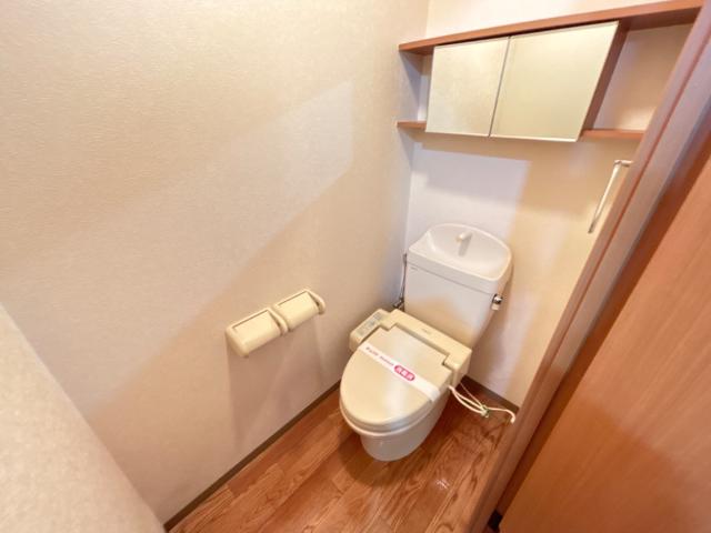 トイレ　シャワー付トイレ
