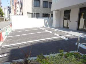 駐車場　駐車場