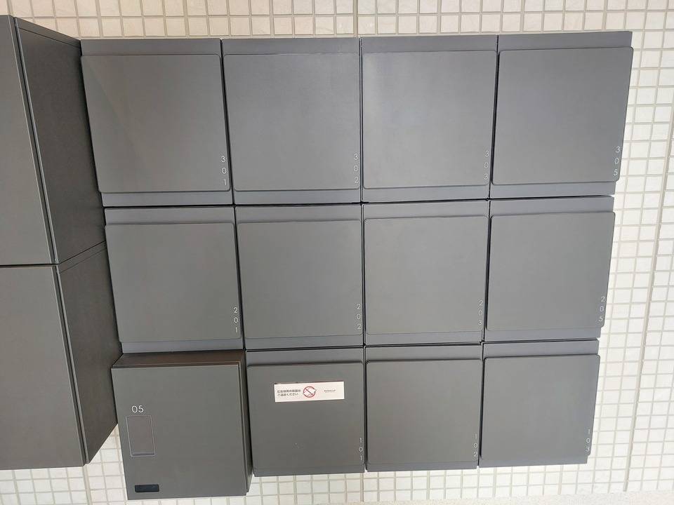 エントランス　メールBOX