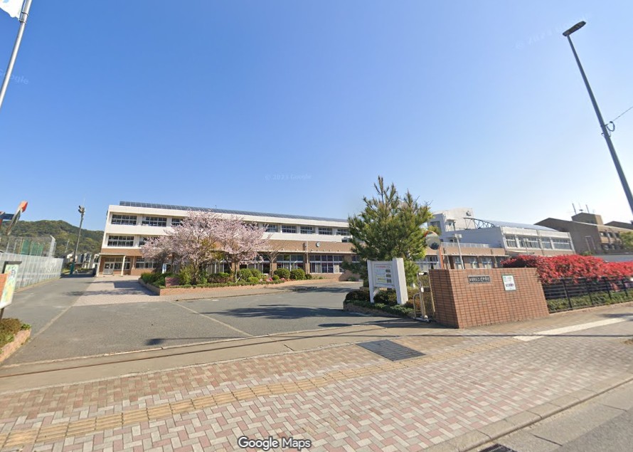 中学校　糸島市立二丈中学校（中学校）まで1254m