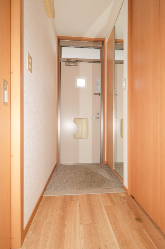 玄関　図面と現状に相違がある場合には現状を優先