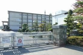 中学校　市立奥中学校（中学校）まで1800m