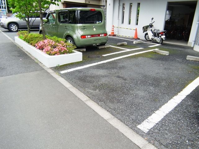 駐車場　♪敷地内駐車場♪