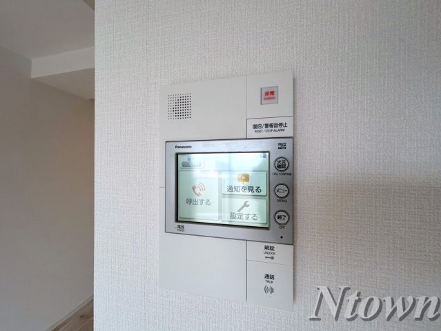 セキュリティ　モニター付きインターフォンです