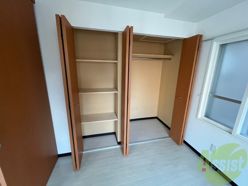 収納　収納もバッチリあるのでお部屋が片付きますよ！