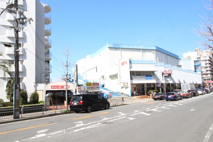 スーパー　西友（スーパー）まで240m