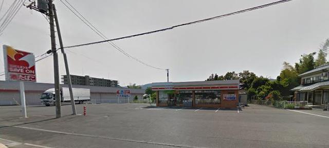 コンビニ　セーブオン越生上野店（コンビニ）まで742m