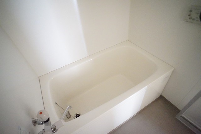 バス・シャワールーム　※別部屋参照
