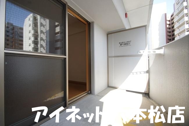 バルコニー　お洗濯物はこちらへどうぞ。