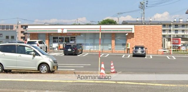 飲食店　ケンタッキー（飲食店）まで1580m