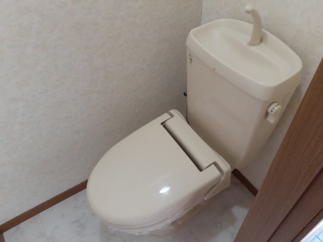 トイレ　図面と現状に相違がある場合には現状を優先
