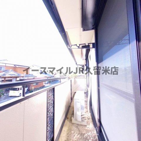 バルコニー　陽当たり良好なバルコニーです