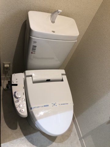 トイレ　★温水洗浄便座付き★
