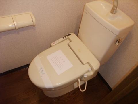 トイレ　シャワー付トイレ