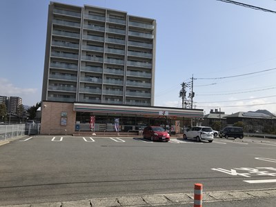 コンビニ　セブンイレブン山口吉敷下東店（コンビニ）まで391m