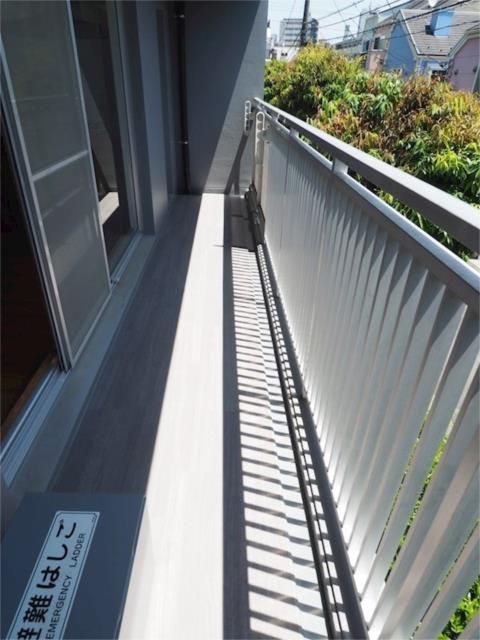 バルコニー　別タイプ部屋　参考写真です