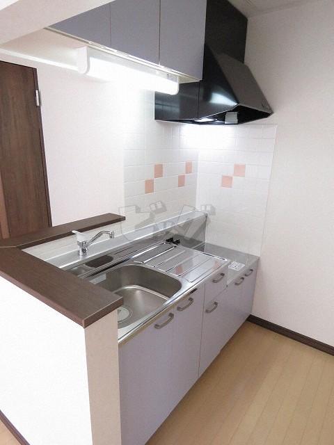 キッチン　使い勝手の良さそうなキッチンです♪