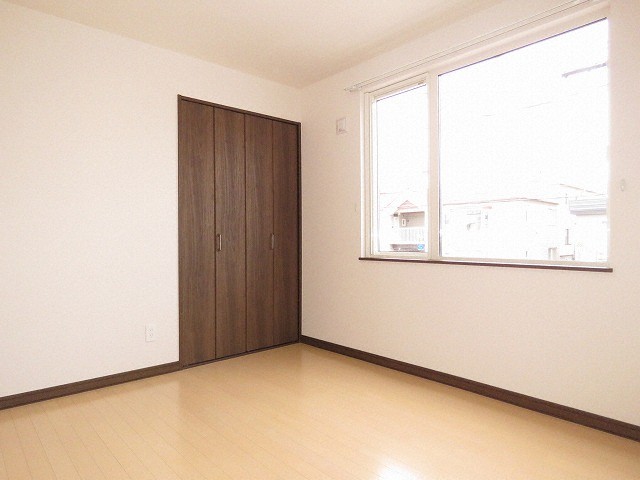 その他部屋・スペース　明るい洋室です！