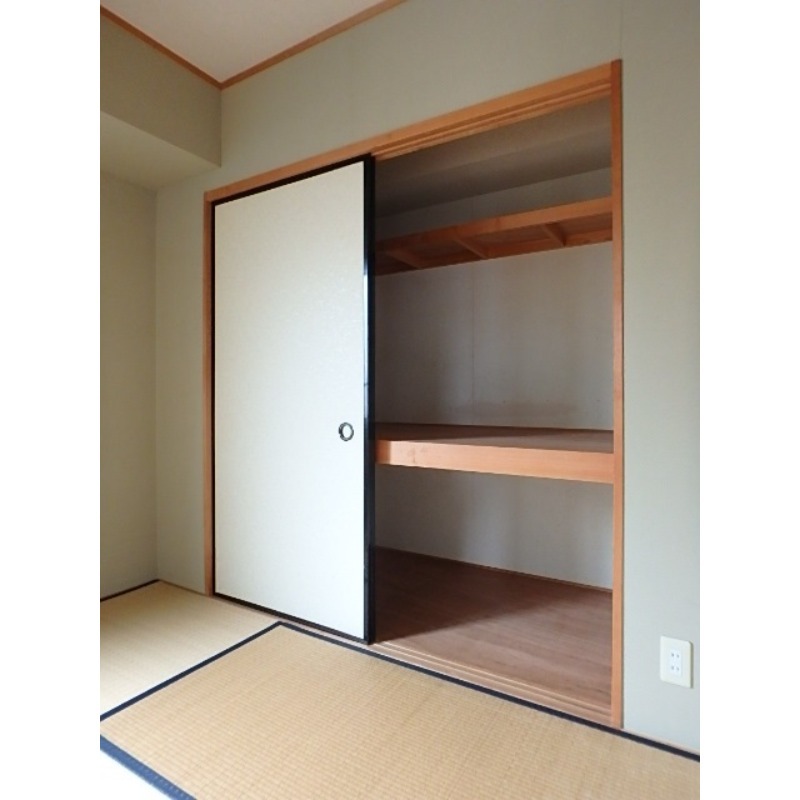 収納　図面と現状に相違がある場合には現状を優先