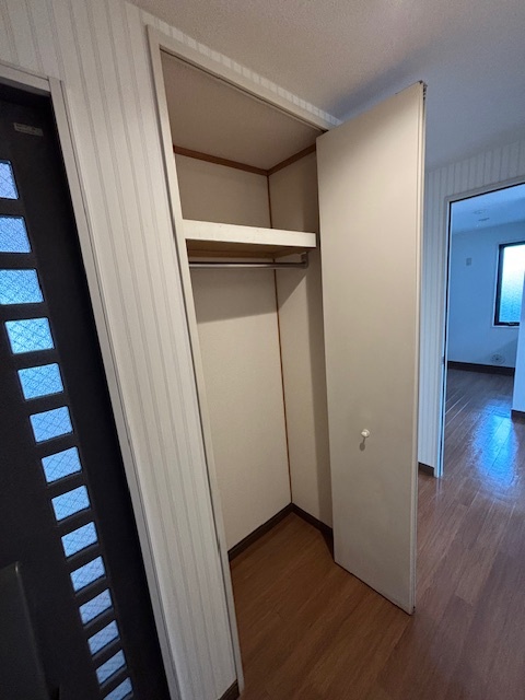 アルエット岸根の玄関写真
