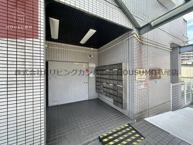 エントランス　建物の内部です