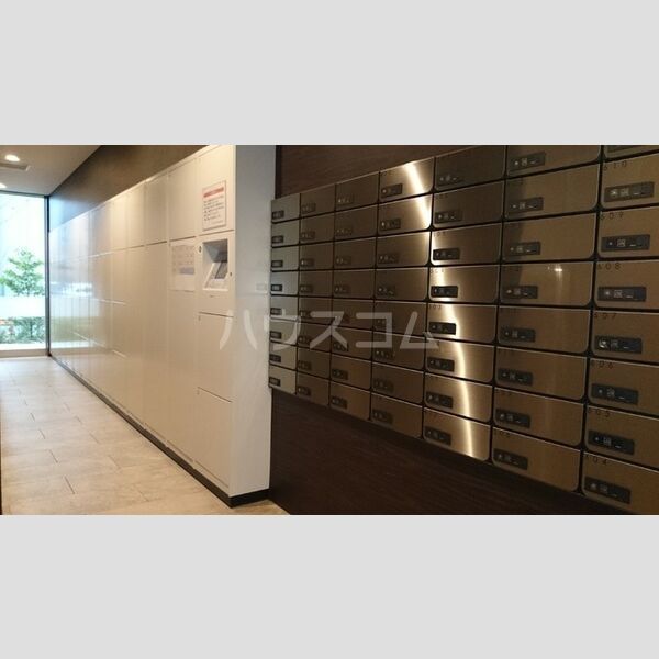 ロイヤルパークスERささしま SOUTHの外観写真