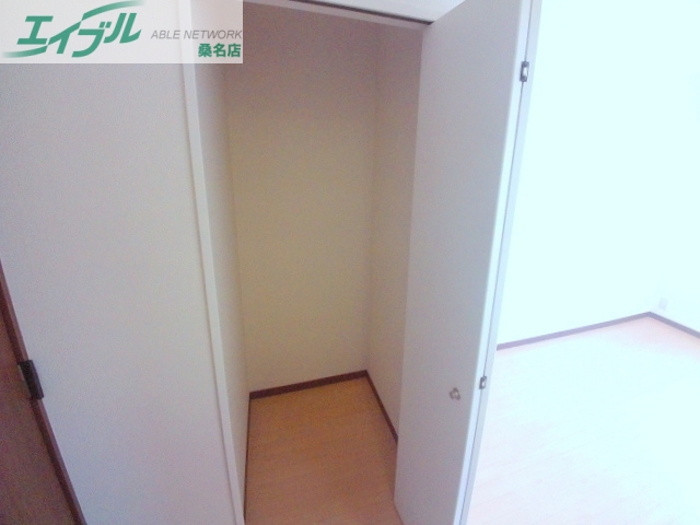 収納　同形別部屋写真