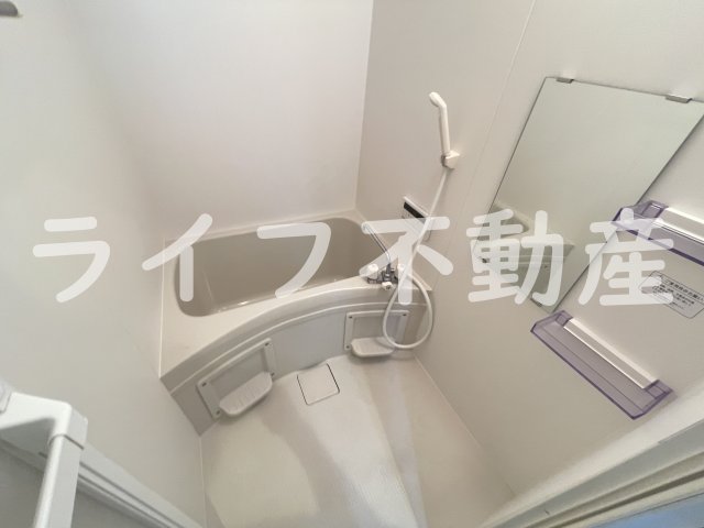 バス・シャワールーム　お風呂で日々の疲れを落としましょう