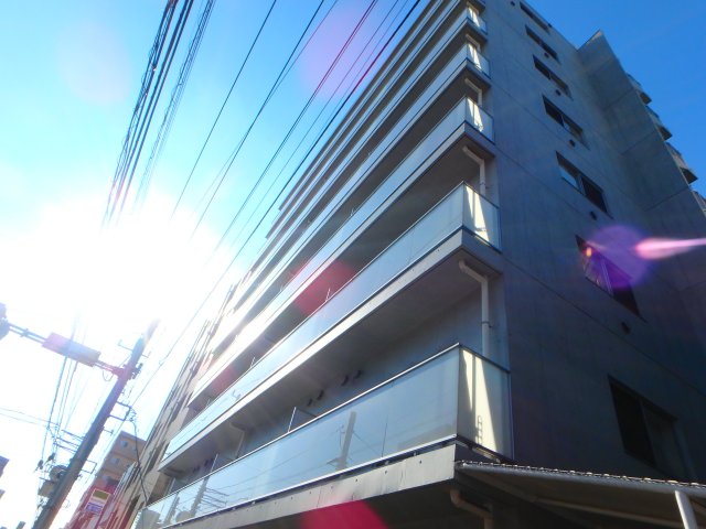建物外観　2015年完成オートロック完備のデザイナーズマンション♪