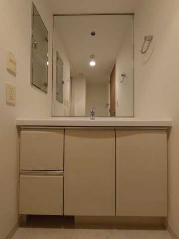 洗面設備　アーバス新宿余丁町※他のお部屋の参考写真となります