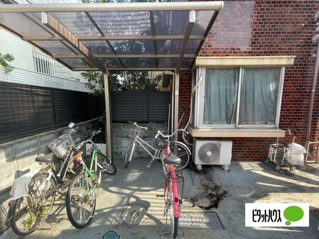 駐車場　駐輪場
