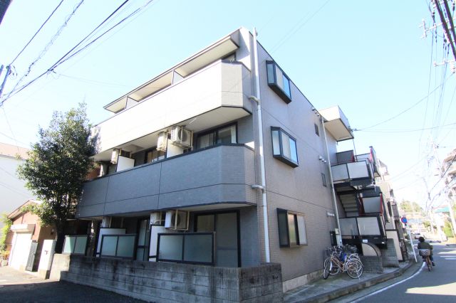 建物外観　2001年完成マンション♪